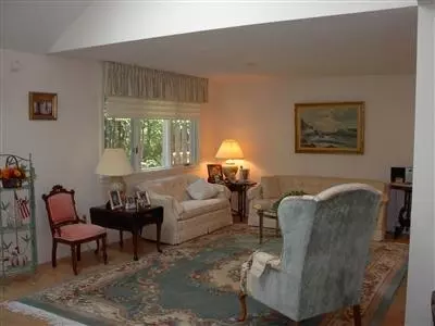 7 Mainsail Cir, Mashpee, MA 02649 photo 3