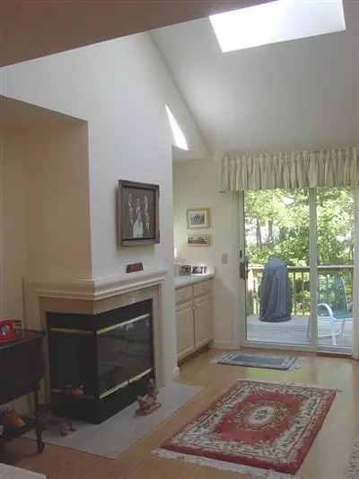 7 Mainsail Cir, Mashpee, MA 02649 photo 4