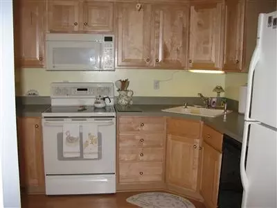 174 Lowell Rd #14, Mashpee, MA 02649 photo 3