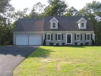 18 Christopher Ln, Mashpee, MA 02649 photo 1