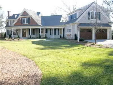 791 Old Post Rd, Cotuit, MA 02635 photo 2