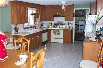 65 Oxner Rd, Centerville, MA 02632 photo 3