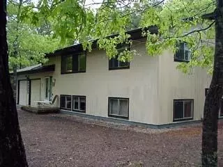 45 Nehoiden Rd, Mashpee, MA 02649 photo 2