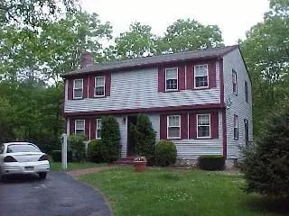 2 Rainbow Cir, Monument Beach, MA 02553 photo 1