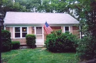44 Devonshire Dr, Mashpee, MA 02649 photo 1