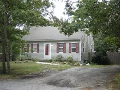 381 Straightway, Hyannis, MA 02601 photo 1