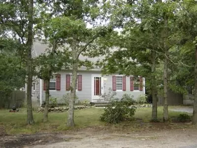 381 Straightway, Hyannis, MA 02601 photo 3