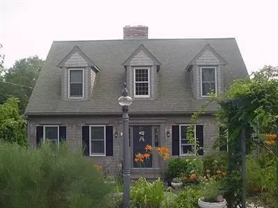 14 Cotuit Rd, Bourne, MA 02532 photo 2