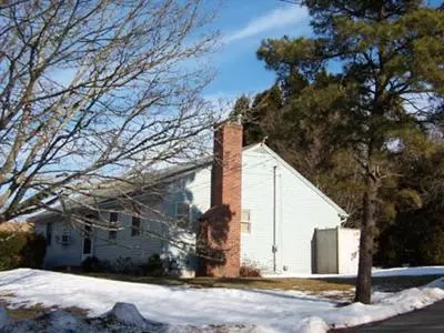 57 Daisy Hill Rd, Hyannis, MA 02601 photo 2