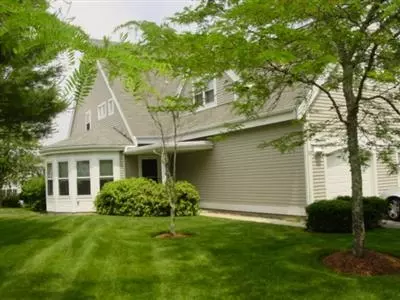 65 Bay Pointe Dr, Buzzards Bay, MA 02532 photo 1