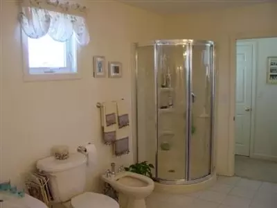 65 Bay Pointe Dr, Buzzards Bay, MA 02532 photo 6