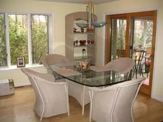 8 Bayshore Dr, Mashpee, MA 02649 photo 2
