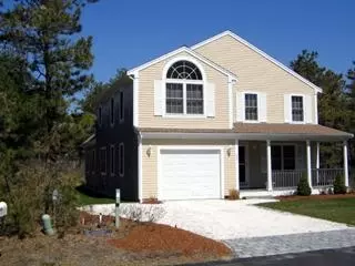 101 Meadowbrook Rd, Mashpee, MA 02649 photo 1