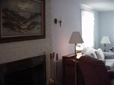 66 Captain Cook Ln, Centerville, MA 02632 photo 3