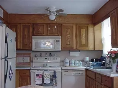 66 Captain Cook Ln, Centerville, MA 02632 photo 7
