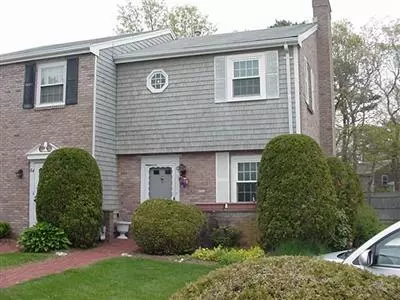 66 Captain Cook Ln, Centerville, MA 02632 photo 1