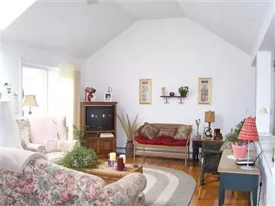 26 Grant Breen Dr, Mashpee, MA 02649 photo 4