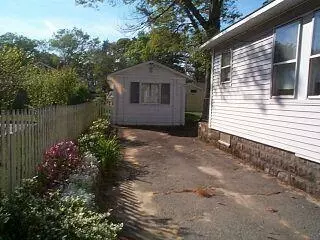 9 Datewood St, Wareham, MA 02571 photo 4