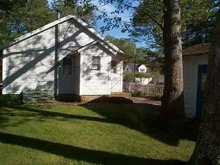 9 Datewood St, Wareham, MA 02571 photo 2