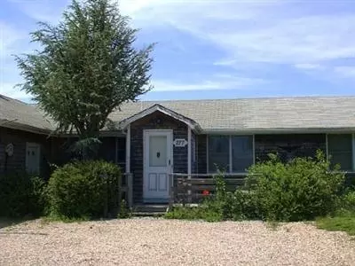 277 Monomoscoy Rd, Mashpee, MA 02649 photo 3