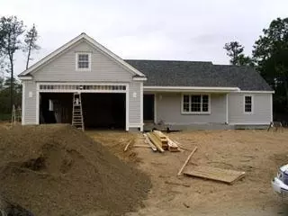 40 Center St, Mashpee, MA 02649 photo 1