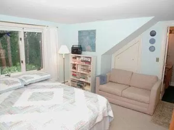 908 Old Post Rd, Cotuit, MA 02635 photo 9