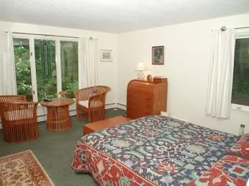 908 Old Post Rd, Cotuit, MA 02635 photo 8