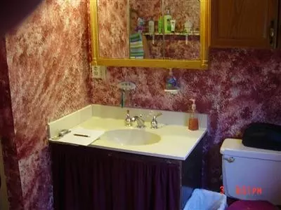 8 Howard Ave, Bourne, MA 02532 photo 4