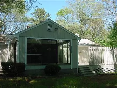19 Lester Cir, Centerville, MA 02632 photo 2