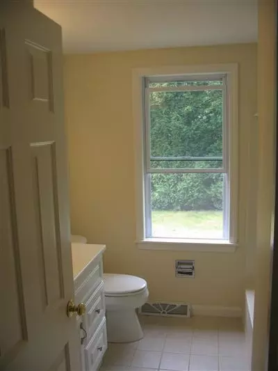 895 Phinneys Ln, Centerville, MA 02632 photo 8