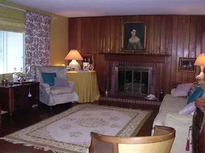 184 E Bay Rd, Osterville, MA 02655 photo 2