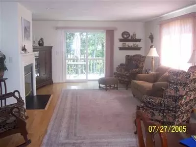 11 Sandview Ter, Mashpee, MA 02649 photo 2
