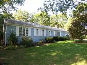 109 Sheaffer Rd, Centerville, MA 02632 photo 1