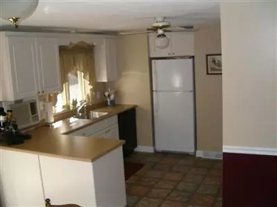 44 Howard Ave, Monument Beach, MA 02553 photo 4