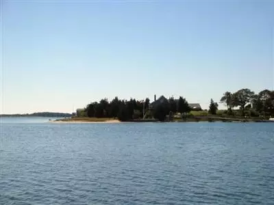 38 Pine Tree Dr, Buzzards Bay, MA 02532 photo 7