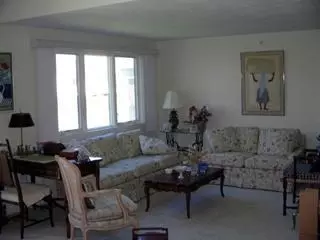 8 Beacon Ct, Mashpee, MA 02649 photo 6