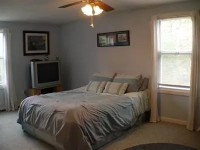 715 Old Barnstable Rd, Mashpee, MA 02649 photo 4