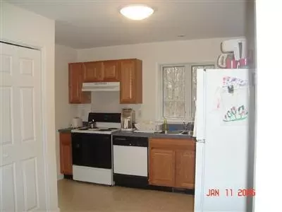 2 Strawberry Ave, Mashpee, MA 02649 photo 4