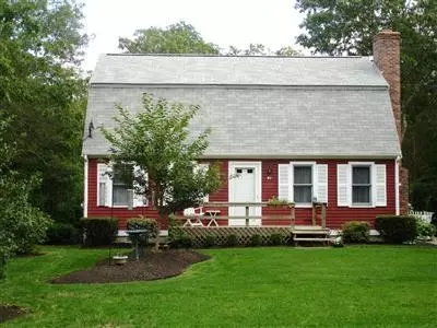 42 Saddleback Rd, Mashpee, MA 02649 photo 1