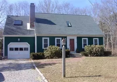 28 Radcliff Rd, Mashpee, MA 02649 photo 4