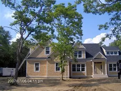 7 Anthonys Way, Mashpee, MA 02649 photo 2