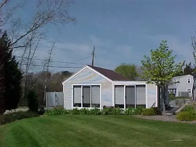 10 Wabash Ave, Pocasset, MA 02559 photo 1