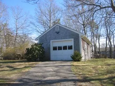 66 Thom Ave, Bourne, MA 02532 photo 6