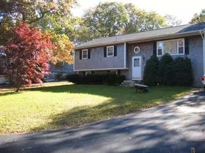 66 Thom Ave, Bourne, MA 02532 photo 1