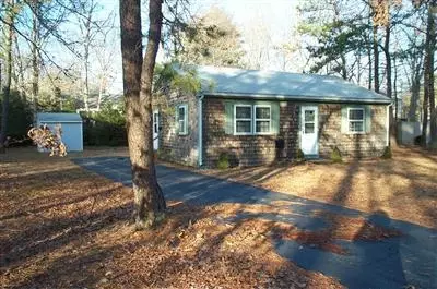 13 Compass Dr, Mashpee, MA 02649 photo 1
