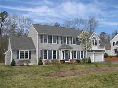 8 Sheffield Pl, Mashpee, MA 02649 photo 1