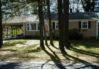21 Cromeset Rd, Wareham, MA 02571 photo 2