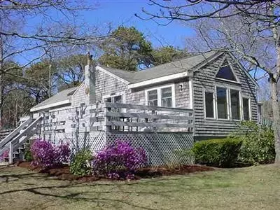 4 Hatch Ct, Eastham, MA 02642 photo 2