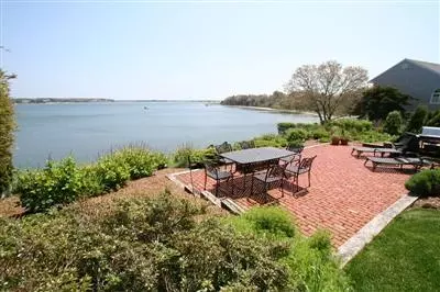 980 Main St, Cotuit, MA 02635 photo 11