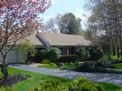 94 Beechwood Rd, Centerville, MA 02632 photo 1